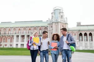 3 reasons to study in Vancouver Canada